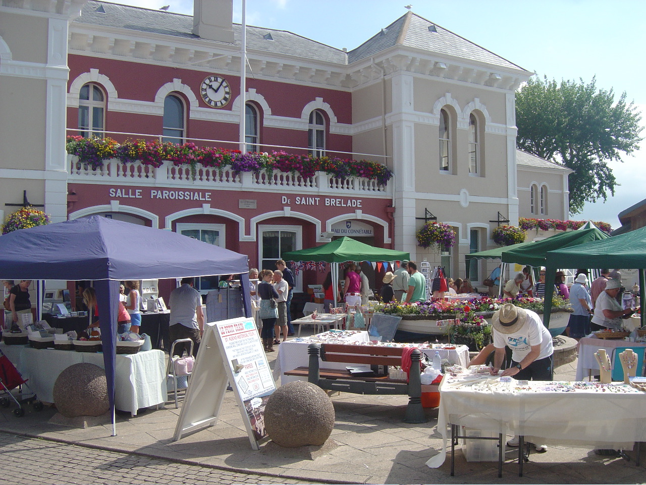 Islands 'Genuine Jersey' Market in St Aubin's