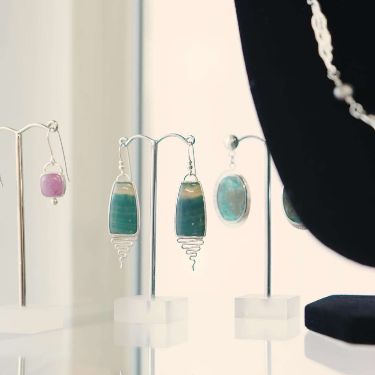 SSF 180423 GJ AIDA JEWELLERY STILL 026