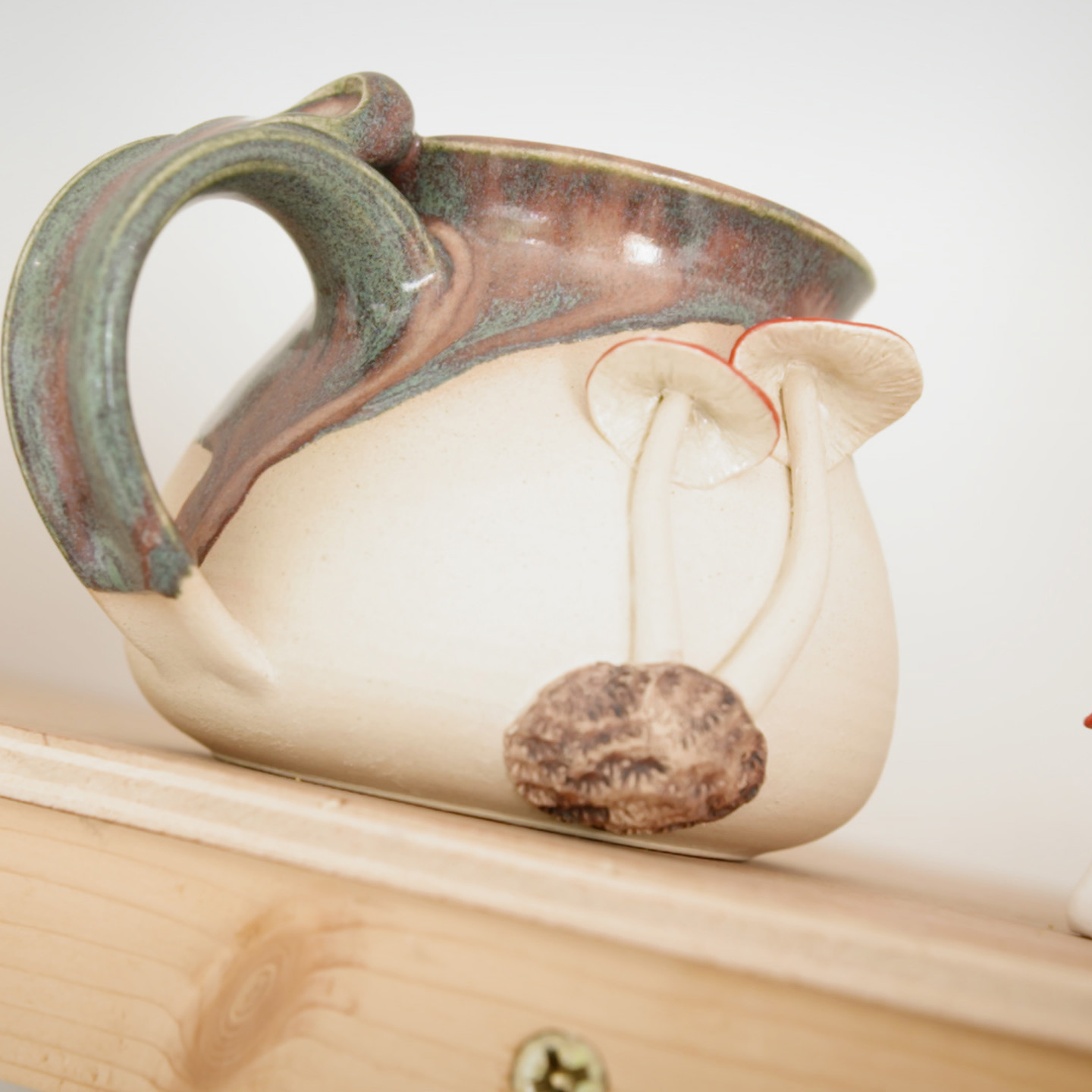 ANNIE's POTS.00 01 13 02.Still253