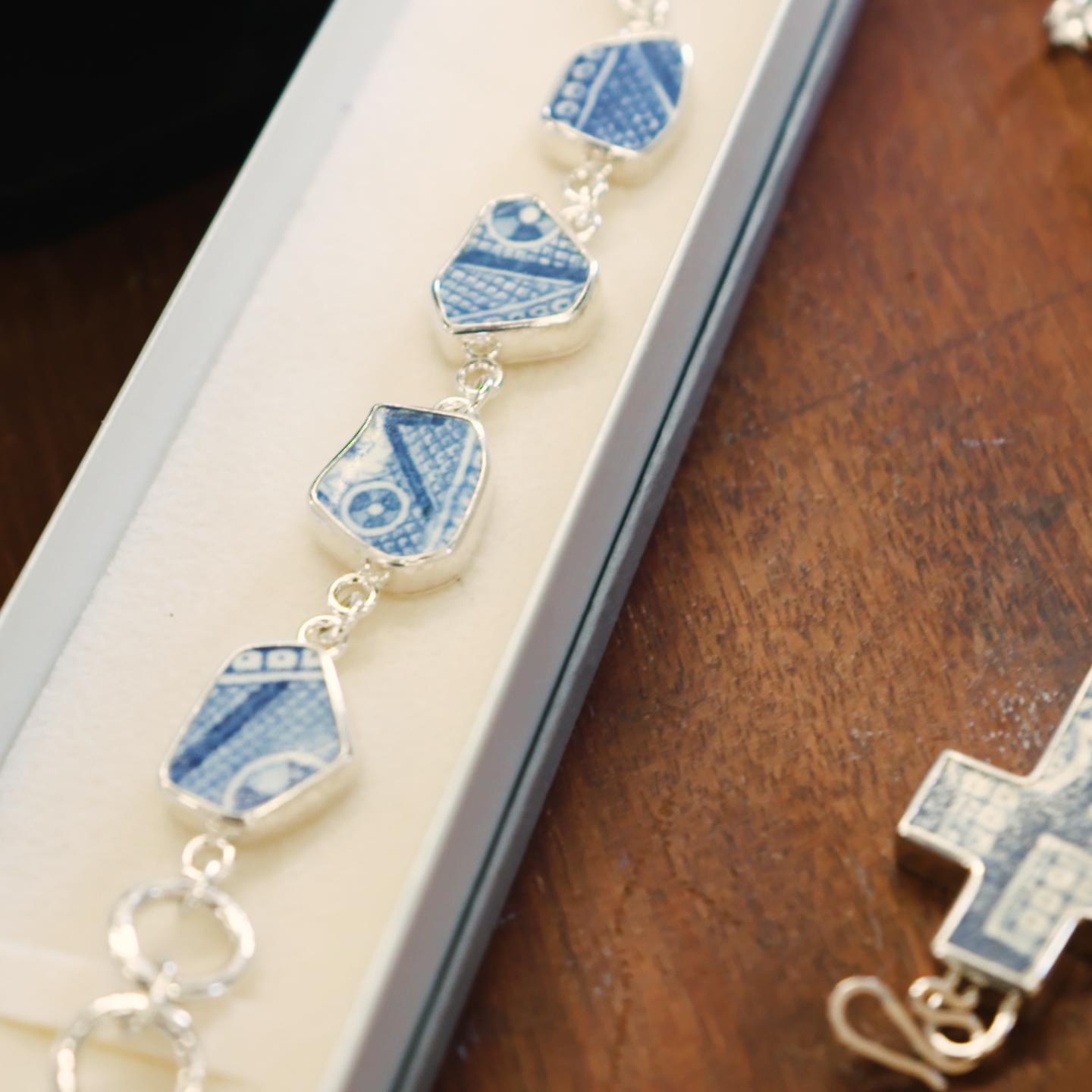 SSF 180423 GJ AIDA JEWELLERY STILL 013