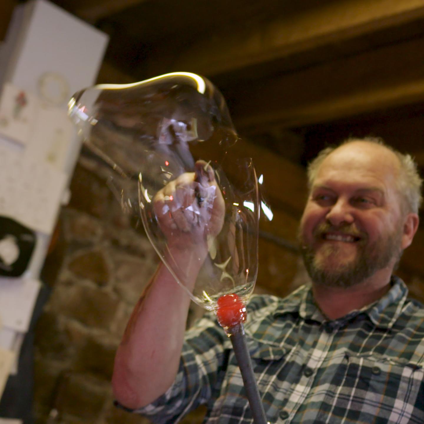 SSF 070223 GENUINE JERSEY GLASS BLOWING GLASS SMASH STILL (2)